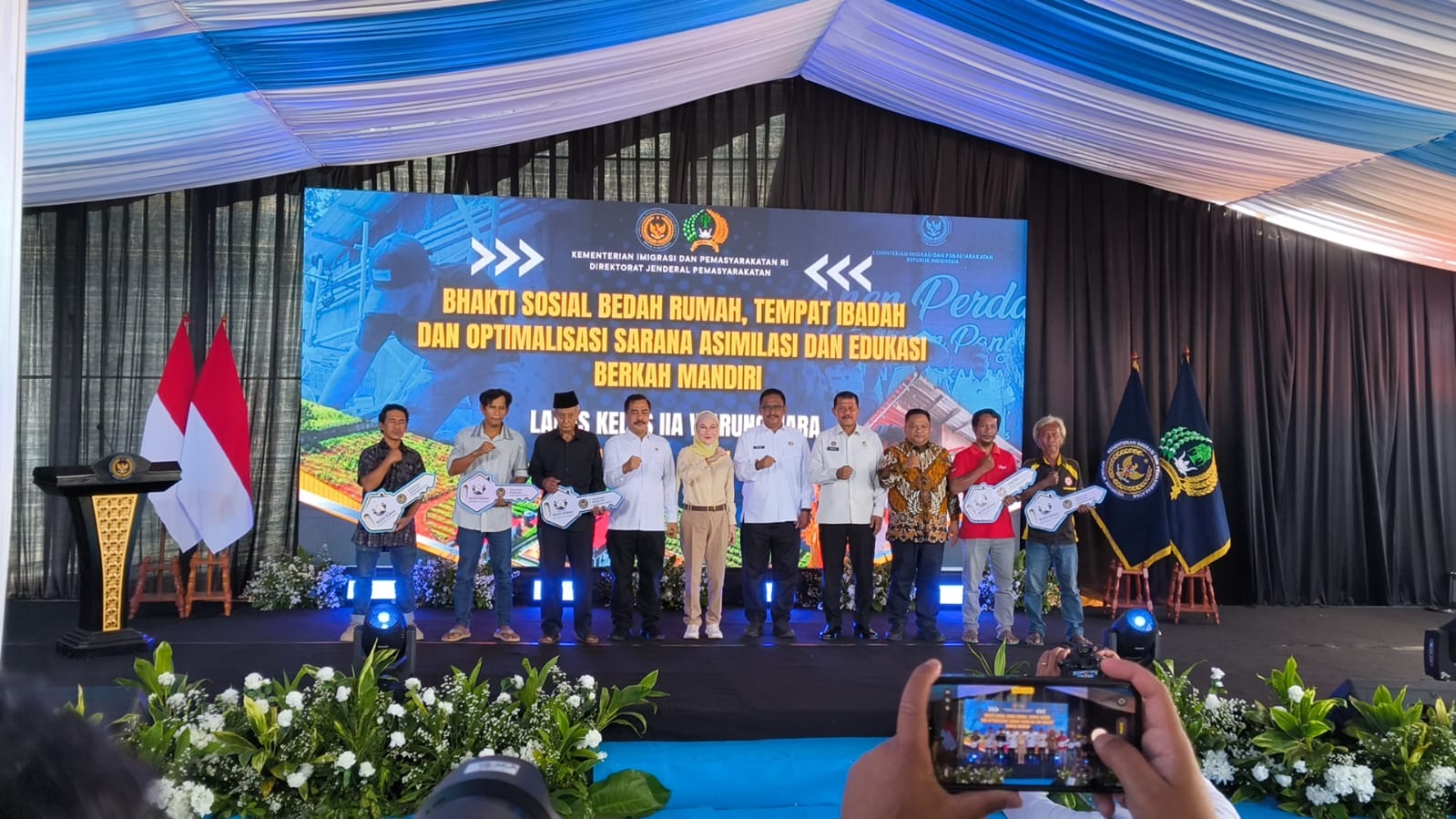 Menteri Imigrasi dan Pemasyarakatan Tinjau Program Bedah Rumah, Tempat Ibadah dan Ketahanan Pangan di Lapas Kelas IIA Warungkiara
